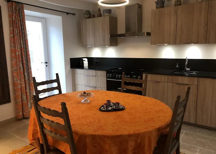 La Biche Casa de Férias Bonnes (Vienne)